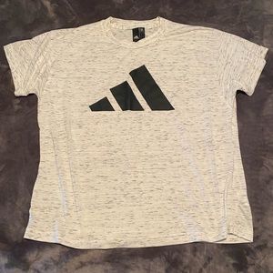 grey/black adidas tshirt